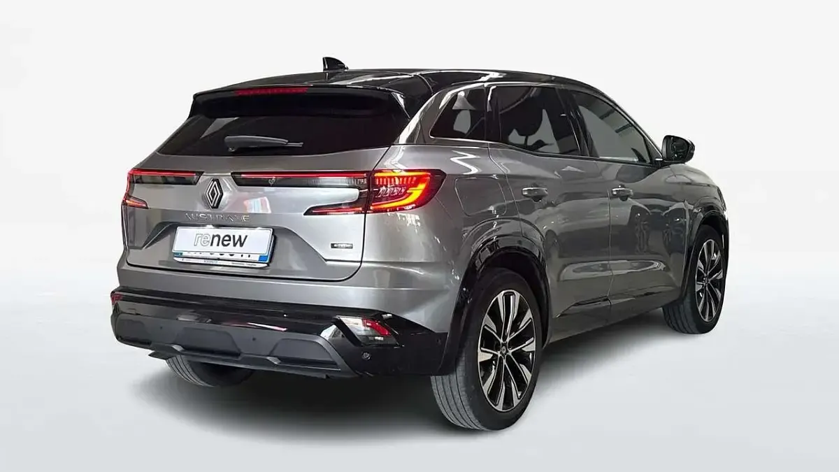 Usata Renault Austral Techno 199 CV (146 kW) 2023 Grigio SUV