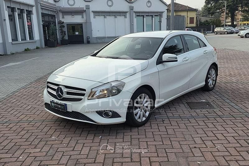 Usata Mercedes A180 109 CV (80 kW) 2015 Bianco Berlina