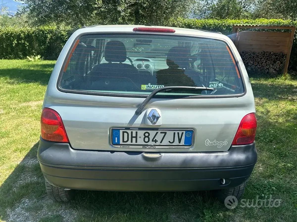 Usata Renault Twingo 58 CV (42 kW) 2007 Grigio Utilitaria