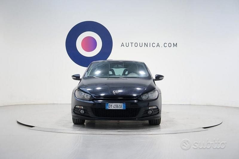 Begagnad VW Scirocco 140 HK (102 kW) 2009 Svart Sportkupé