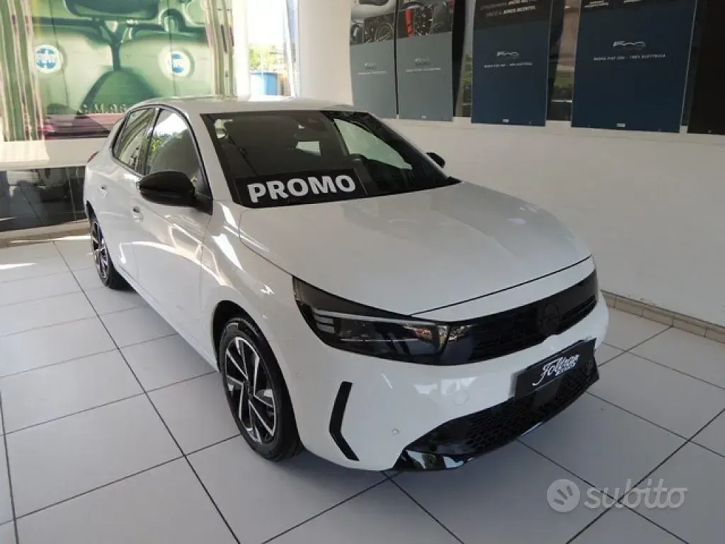 Usata Opel Corsa 101 CV (74 kW) 2025 Bianco Utilitaria