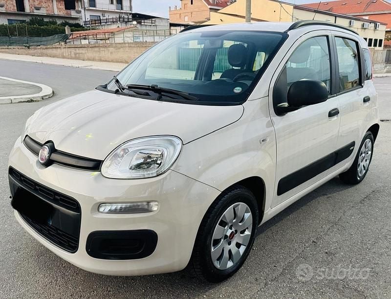 Usata Fiat Panda Easy 69 CV (50 kW) 2014 Beige Utilitaria