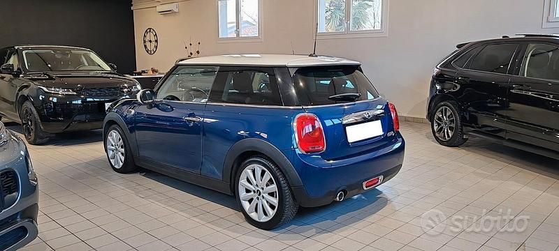 Usata Mini Cooper D Business 116 CV (85 kW) 2014 Blu Utilitaria