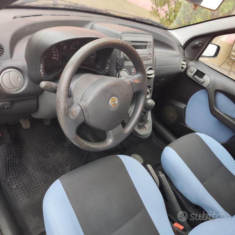 Usata Fiat Panda Climbing 60 CV (44 kW) 2009 Blu Utilitaria