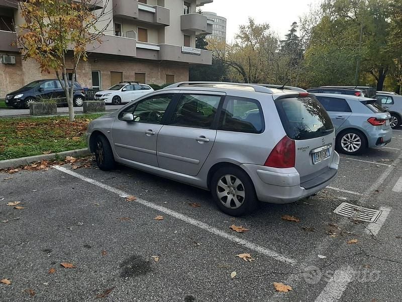 Usata Peugeot 307 109 CV (80 kW) 2003 Argento Station wagon