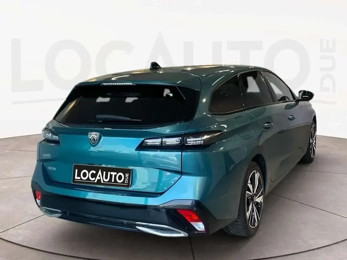 Begagnad Peugeot 308 SW Allure 131 HK (96 kW) 2023 Blå Kombi
