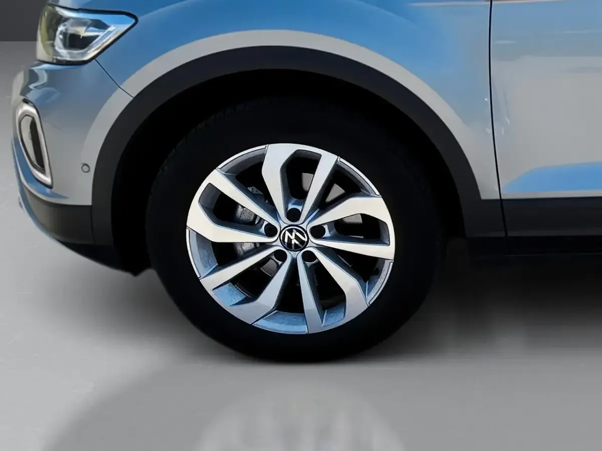 Usata VW T-Roc Life 116 CV (85 kW) 2025 Argento SUV