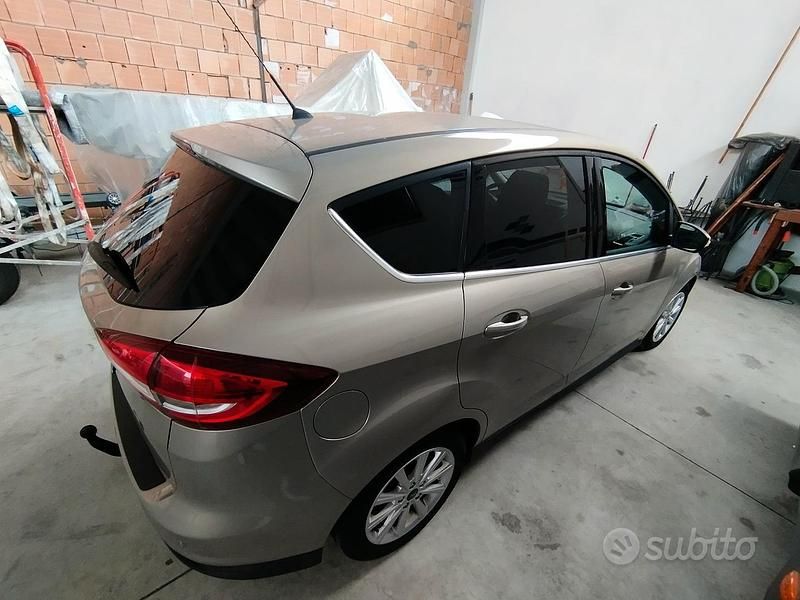 Usata Ford C-MAX Titanium 2015 Monovolume