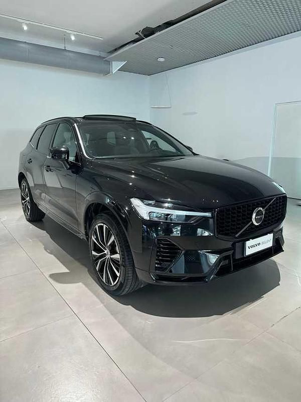 Usata Volvo XC60 Plus 253 CV (186 kW) 2022 Nero SUV