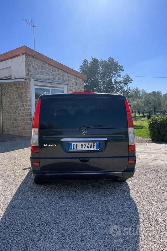 Usata Mercedes Viano 204 CV (150 kW) 2008 Nero Monovolume