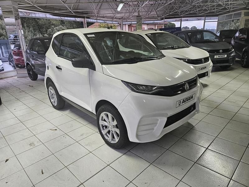 Nuova Aixam City Pack 88 CV (64 kW) 2025 Bianco Berlina