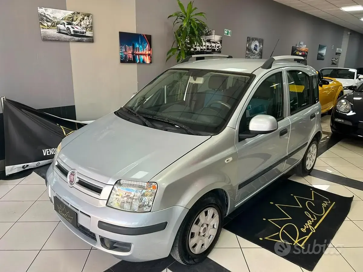 Usata Fiat Panda Active 60 CV (44 kW) 2010 Utilitaria