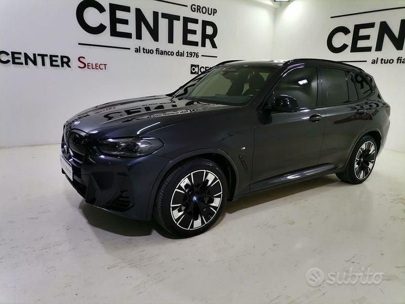 Nero Usata 2022 BMW iX3 Impressive SUV | 34.900 € (Cara) - Immagine 1/4