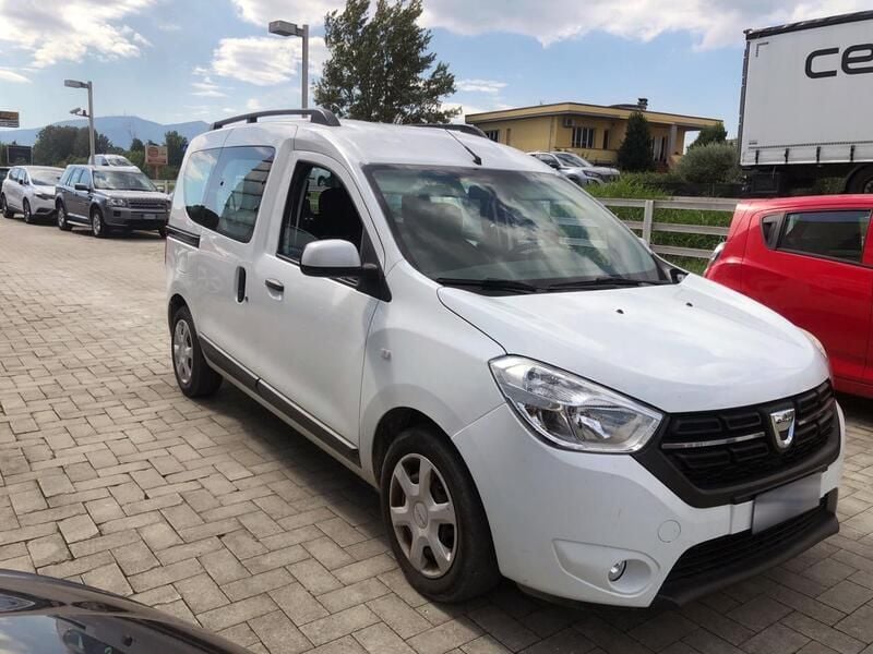Bianco Usata 2017 Dacia Dokker Stepway Monovolume | 6900 € (Ottimo prezzo) - Immagine 1/4