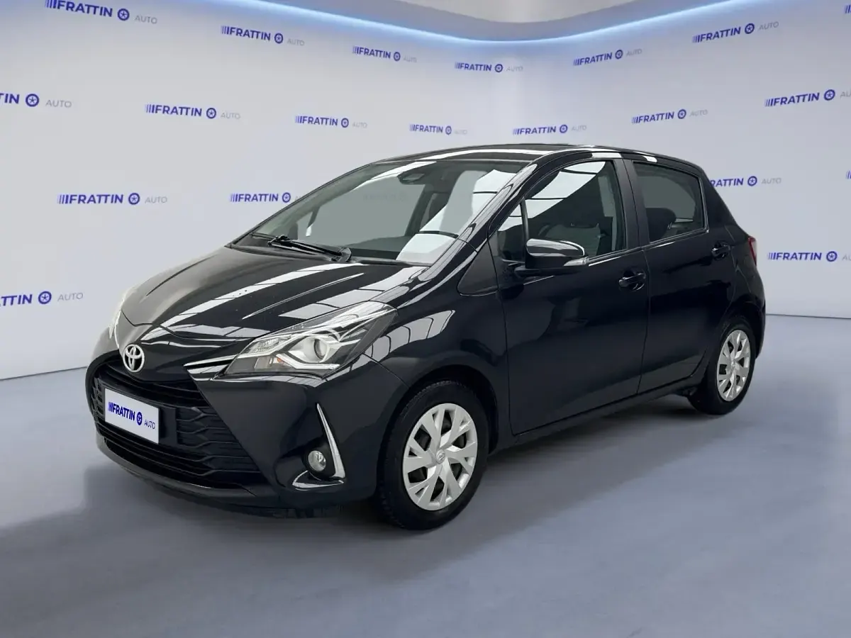 Usata Toyota Yaris Active 69 CV (50 kW) 2018 Utilitaria