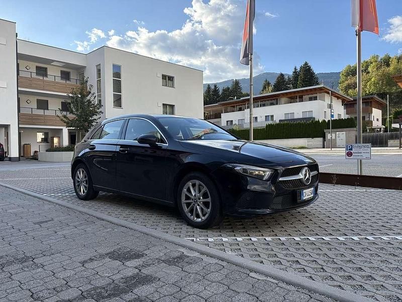 Usata Mercedes A250 160 CV (117 kW) 2022 Nero Utilitaria