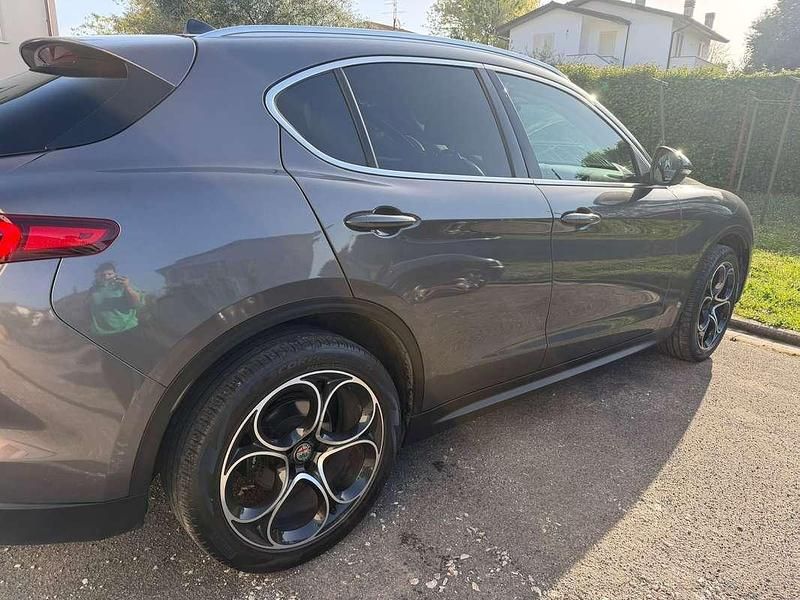 Usata Alfa Romeo Stelvio Executive 209 CV (153 kW) 2019 SUV