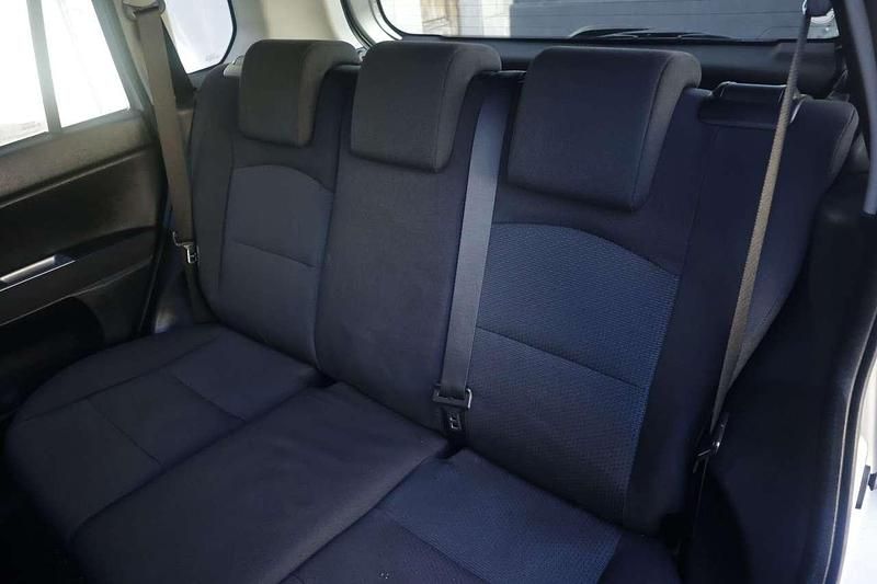 Usata Mazda 2 Style 68 CV (50 kW) 2006 Argento Monovolume