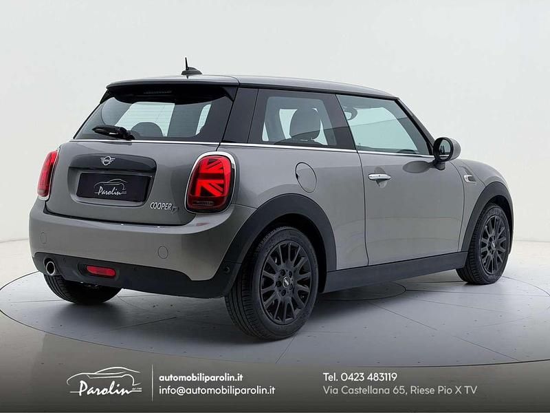 Usata Mini Cooper D 116 CV (85 kW) 2019 Melting silver Utilitaria