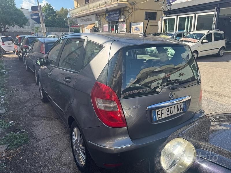 Usata Mercedes A160 Avantgarde 95 CV (69 kW) 2010 Grigio Berlina