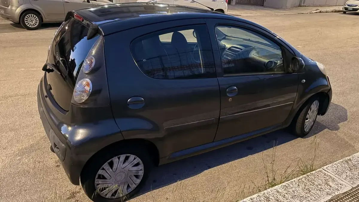 Usata Citroën C1 68 CV (50 kW) 2006 Grigio Utilitaria