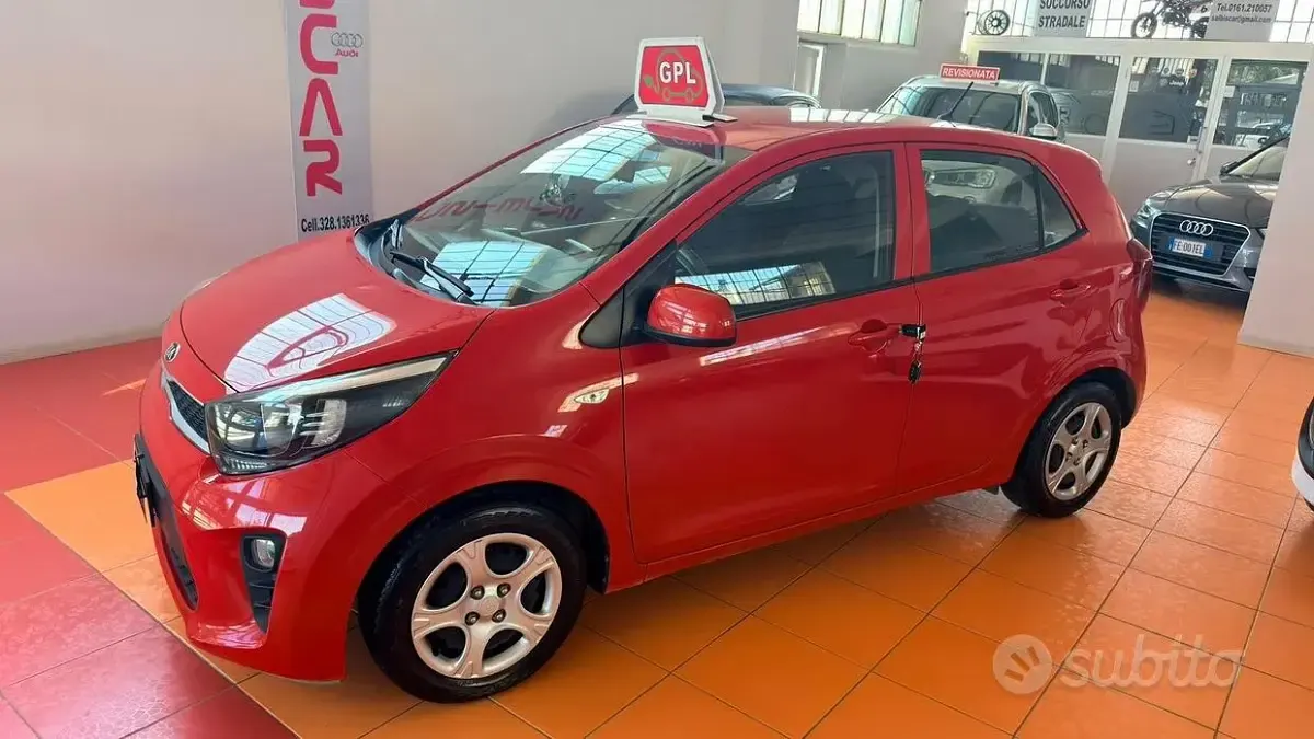 Usata Kia Picanto Active 65 CV (47 kW) 2018 Rosso Utilitaria
