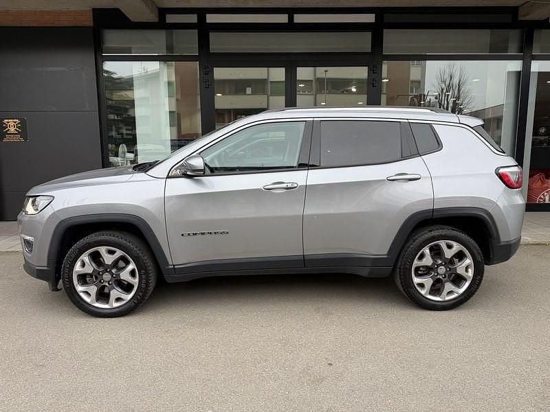 Usata Jeep Compass Limited 140 CV (102 kW) 2018 Grigio SUV
