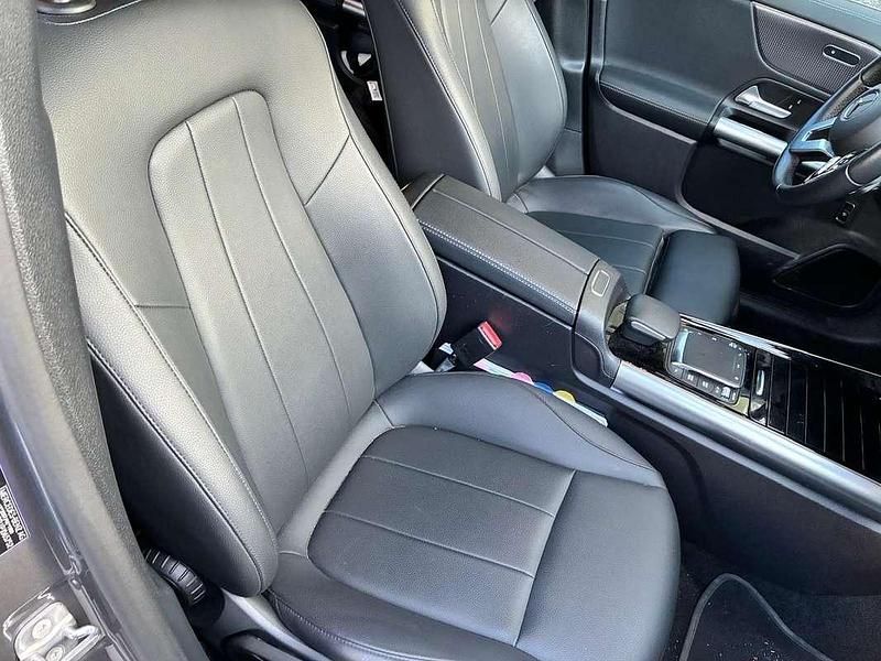 Usata Mercedes EQA250 110 kW (150 CV) 2023 SUV