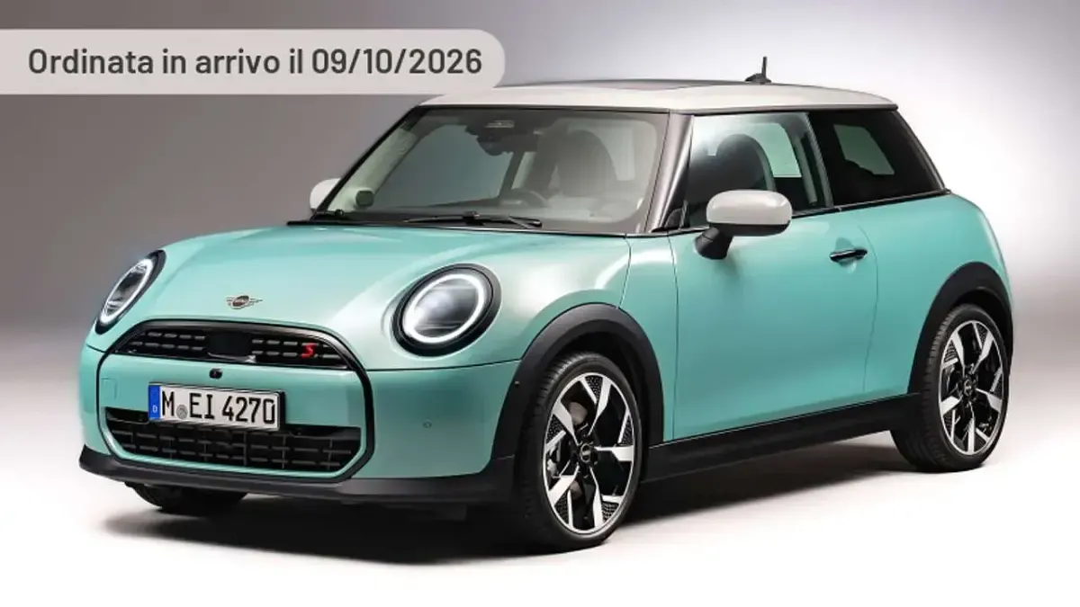 Nuova Mini Cooper S Essential 204 CV (150 kW) 2025 Argento Utilitaria