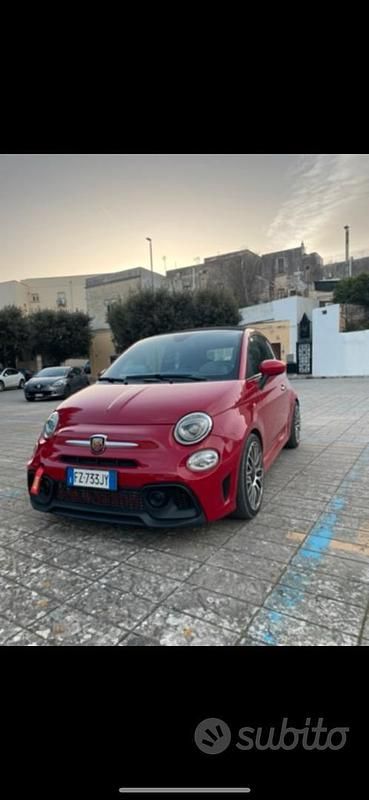 Usata Abarth 500C 135 CV (99 kW) 2012 Rosso Cabrio