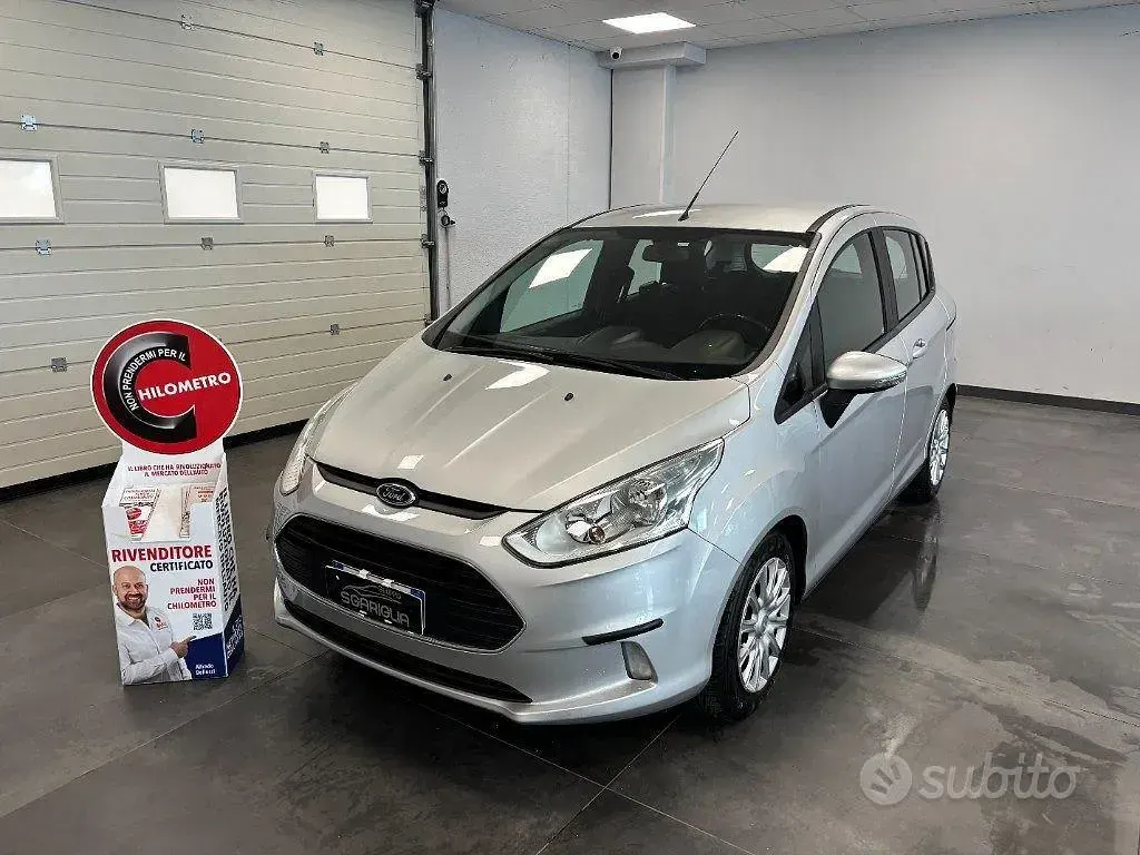 Usata Ford B-MAX 95 CV (69 kW) 2017 Grigio Monovolume