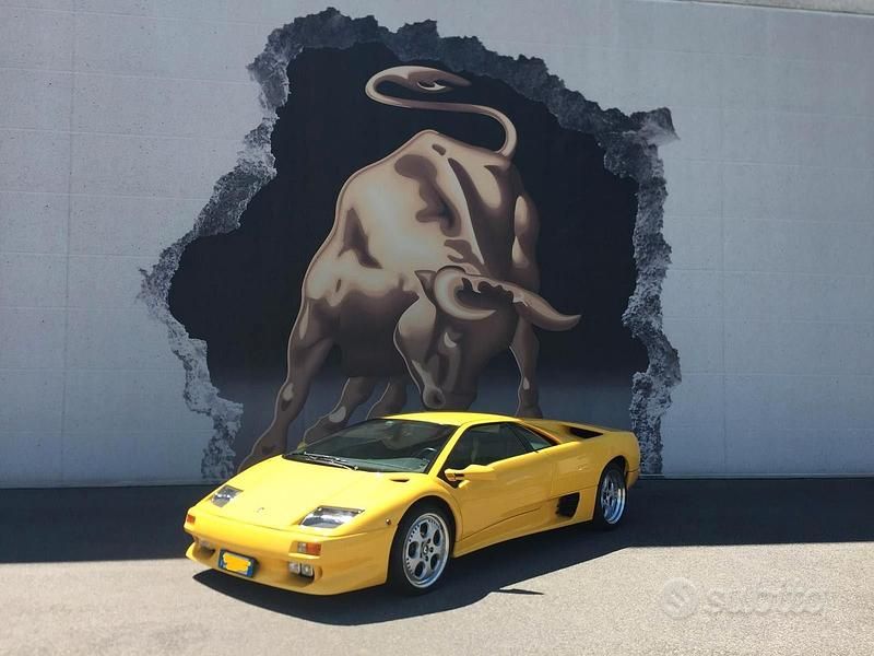 Usata Lamborghini Diablo 530 CV (389 kW) 1999 Giallo Coupé