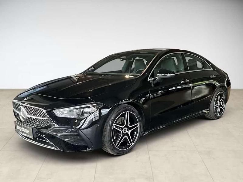 Nero Usata 2024 Mercedes CLA200 AMG Line Premium Coupé | 35.500 € (Super prezzo) - Immagine 1/4
