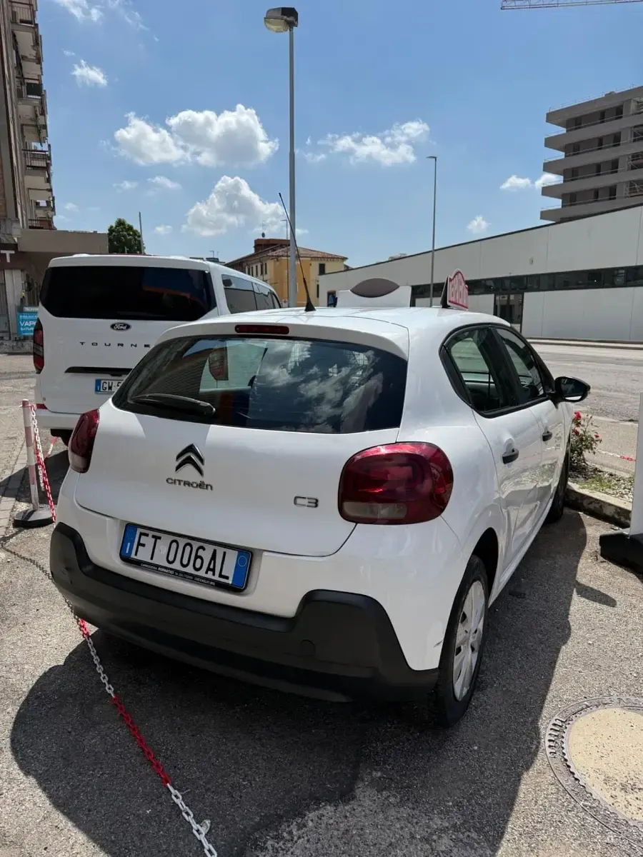 Usata Citroën C3 Feel 75 CV (55 kW) 2018 Bianco Utilitaria