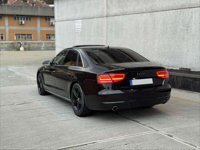 Usata Audi A8L Ambiente 351 CV (258 kW) 2012 Nero Berlina