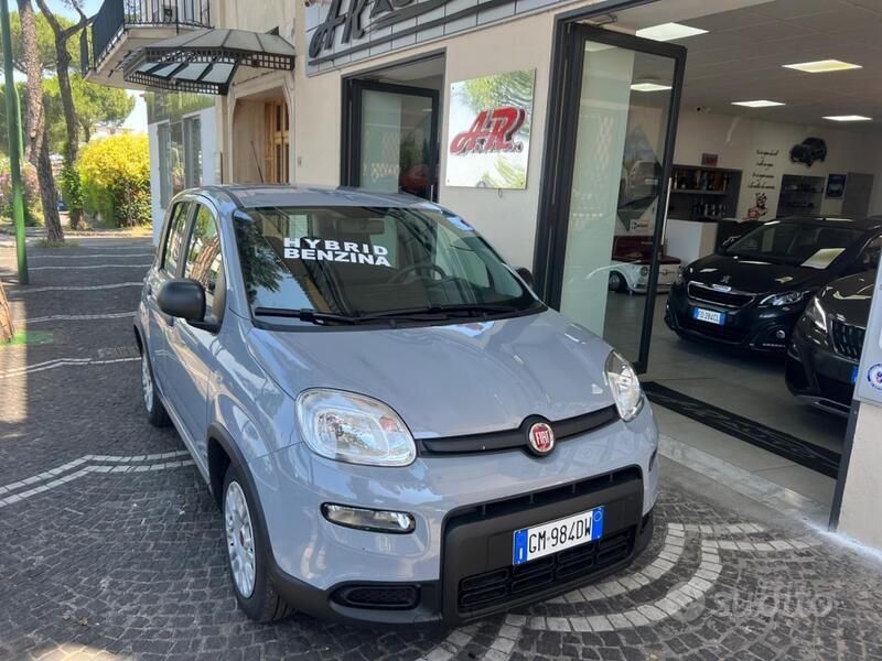 Usata Fiat Panda S 70 CV (51 kW) 2023 Grigio Utilitaria