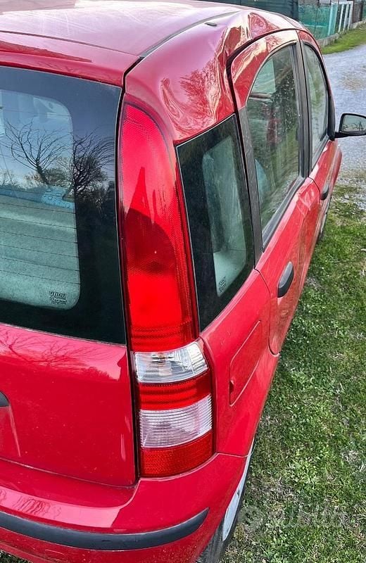 Usata Fiat Panda 54 CV (39 kW) 2005 Rosso Utilitaria