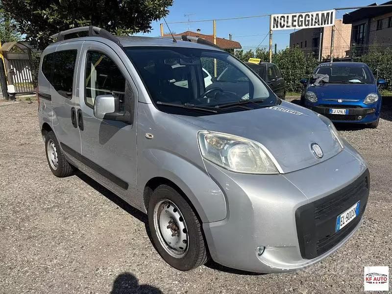 Usata Fiat Qubo Active 95 CV (69 kW) 2012 Argento Monovolume