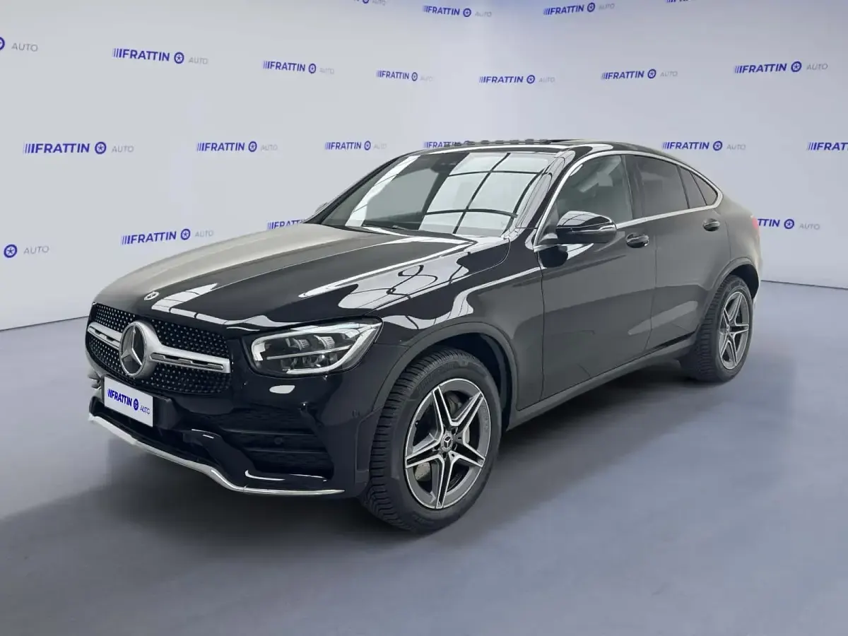 Usado Mercedes GLC300e Premium Plus 306 CV (225 kW) 2022 Coupe