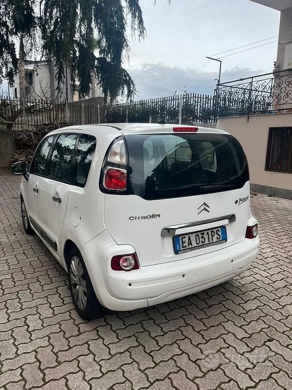Usata Citroën C3 Picasso 95 CV (69 kW) 2010 Bianco Monovolume