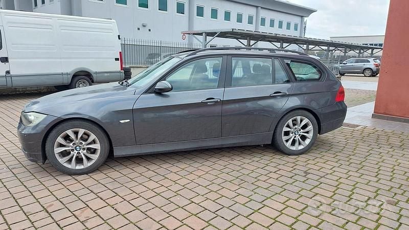 Occasion BMW 320 Efficient Dynamics 163 ch (119 kW) 2006 Gris Break