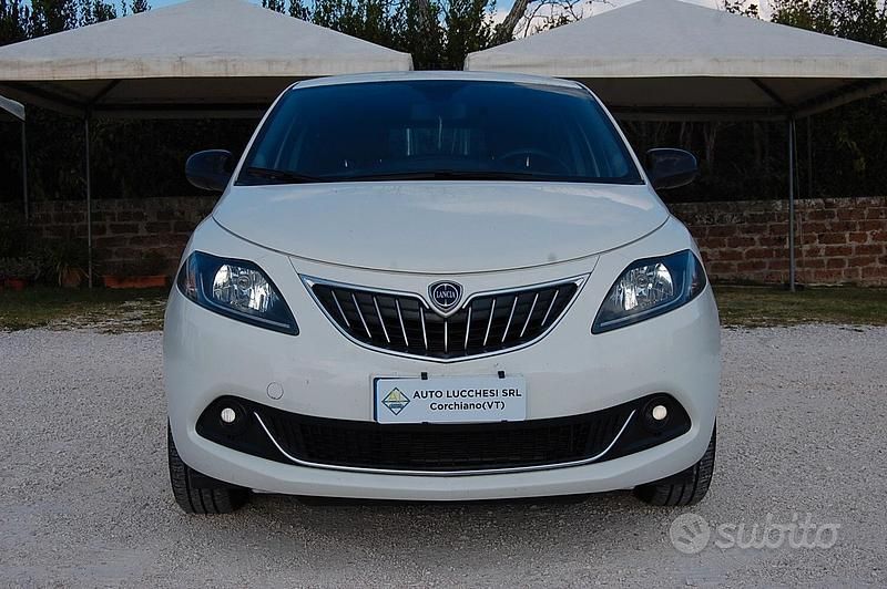 Usata Lancia Ypsilon S 69 CV (50 kW) 2024 Bianco Utilitaria