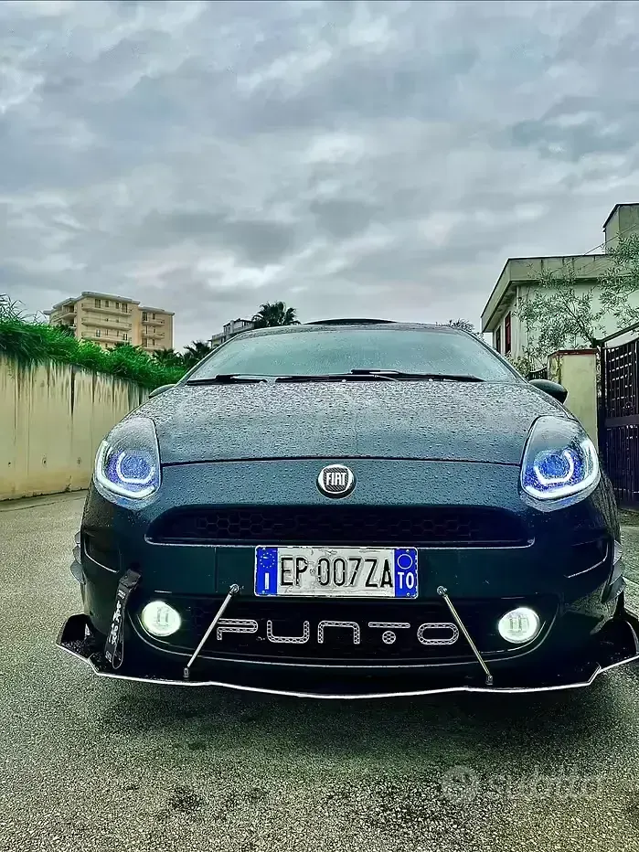 Usata Fiat Grande Punto 75 CV (55 kW) 2013 Utilitaria