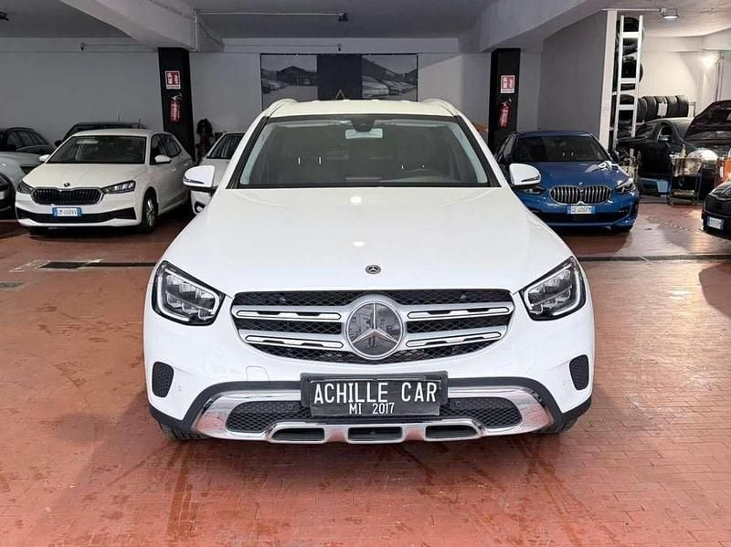 Usata Mercedes GLC300 245 CV (180 kW) 2020 Bianco SUV