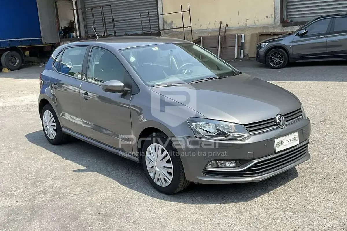 Usata VW Polo Comfortline 75 CV (55 kW) 2017 Grigio Utilitaria