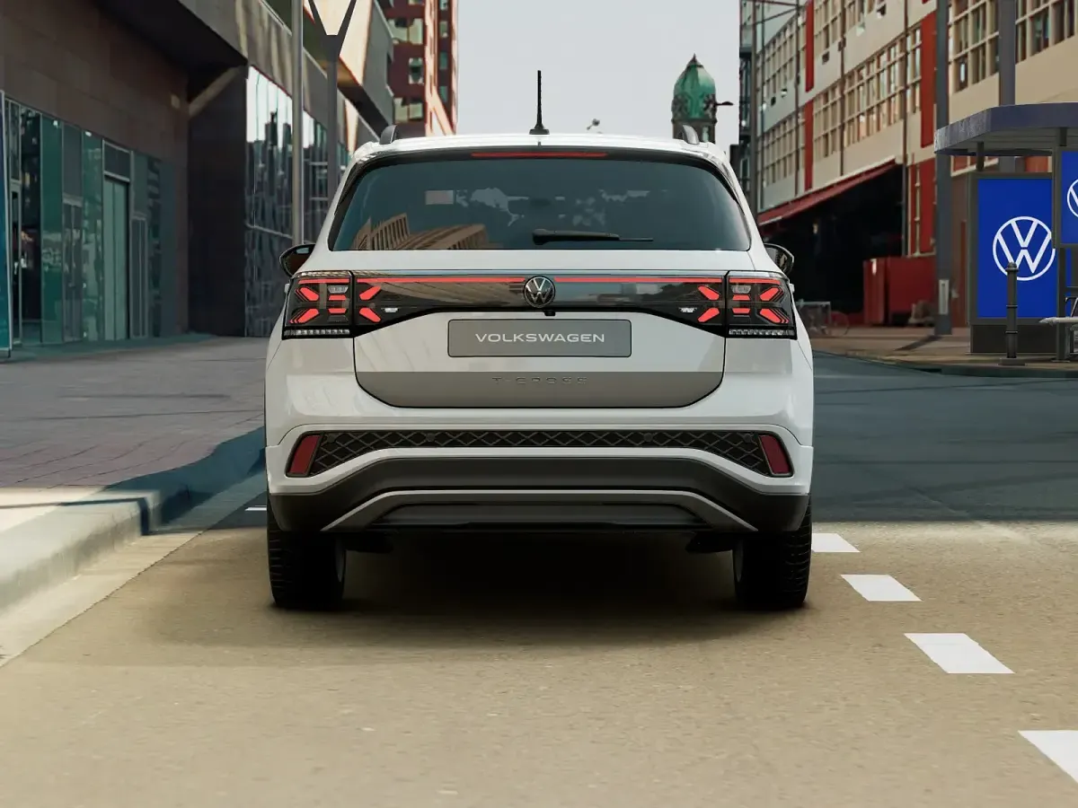 Nuova VW T-Cross R-line Plus 115 CV (84 kW) 2026 Pure white SUV