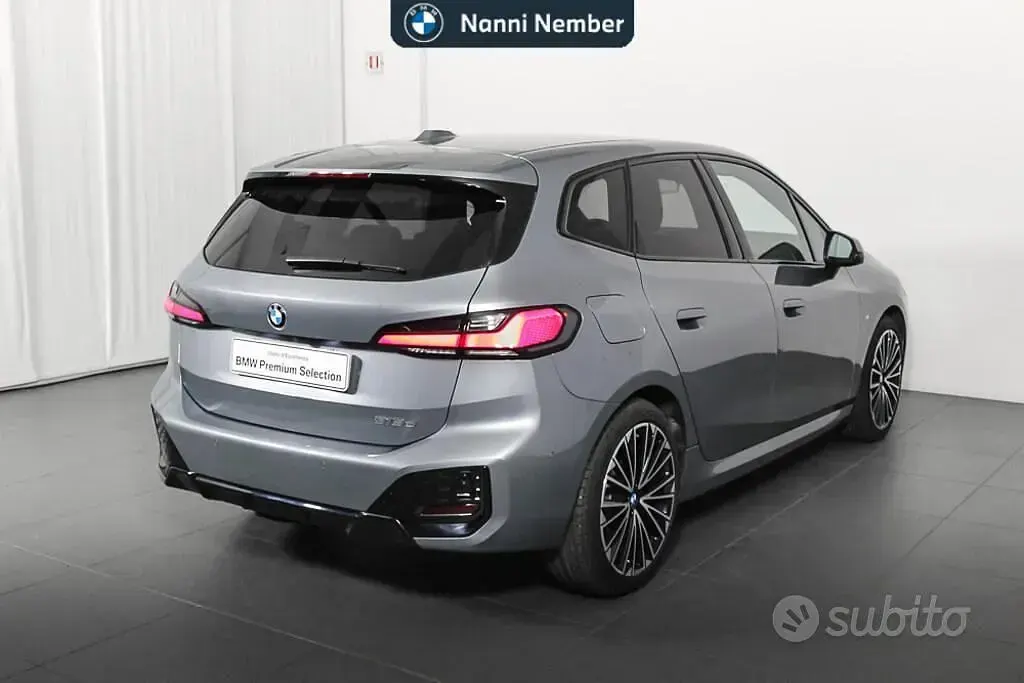 Usata BMW 218 Active Tourer M Sport 150 CV (110 kW) 2025 Grigio Monovolume