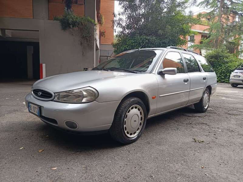 Usata 2000 Ford Mondeo Station wagon | 3000 € - Immagine 1/4