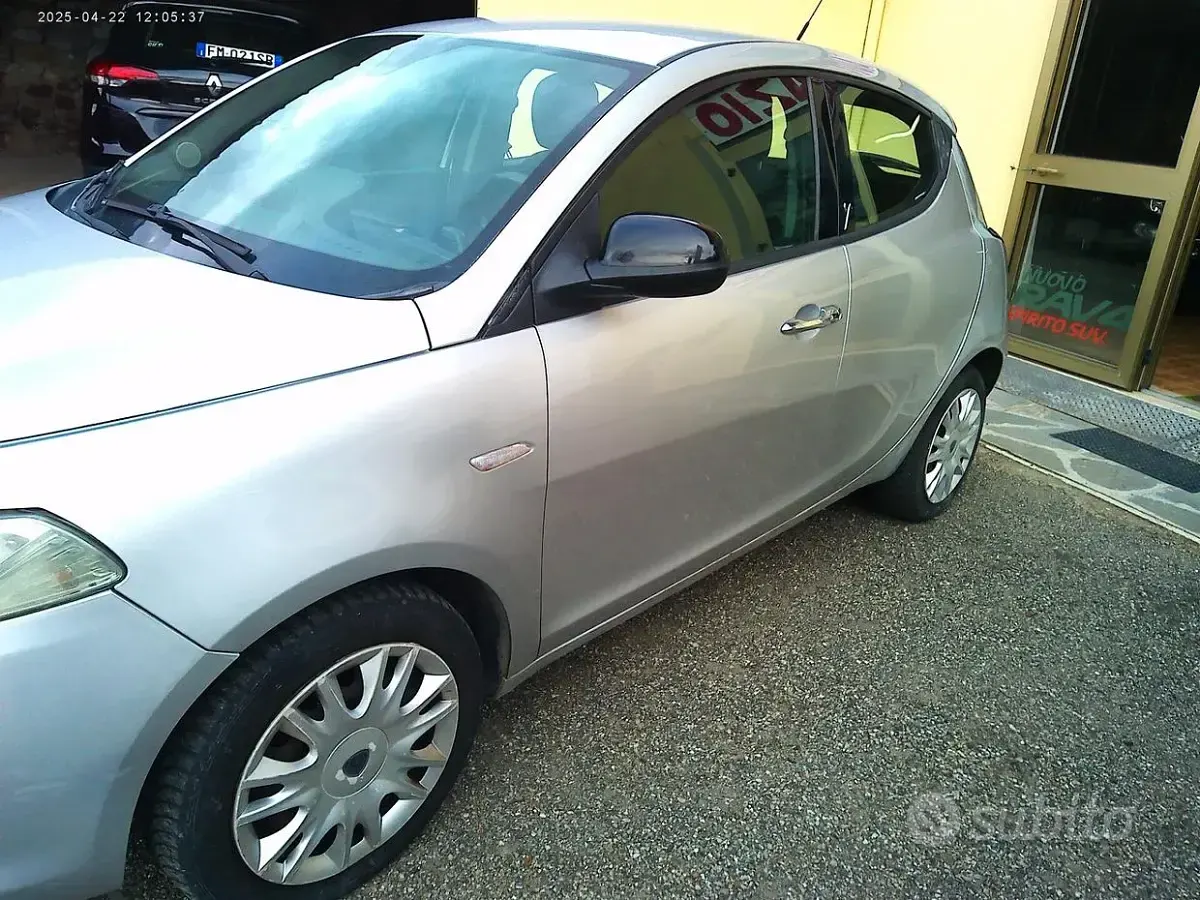 Usata Lancia Ypsilon S 95 CV (69 kW) 2011 Grigio Utilitaria