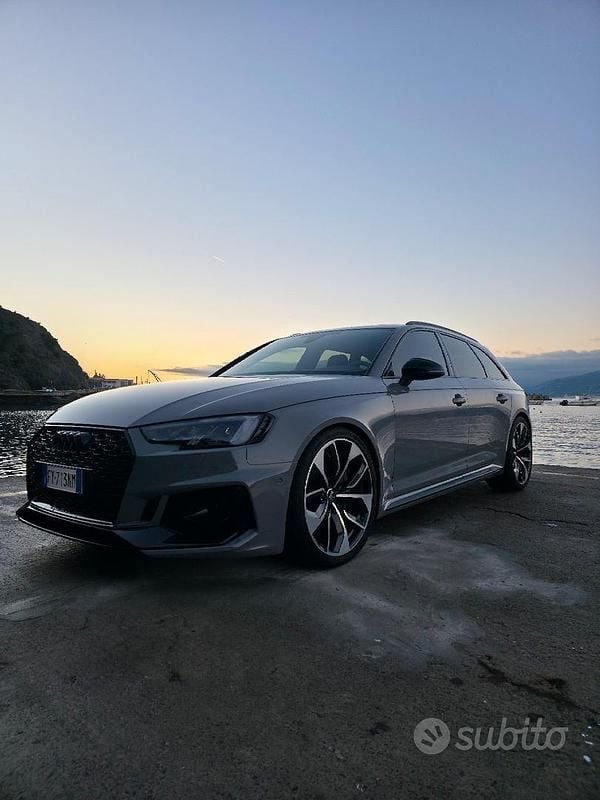 Usata Audi RS4 Exclusive 450 CV (330 kW) 2018 Grigio Station wagon